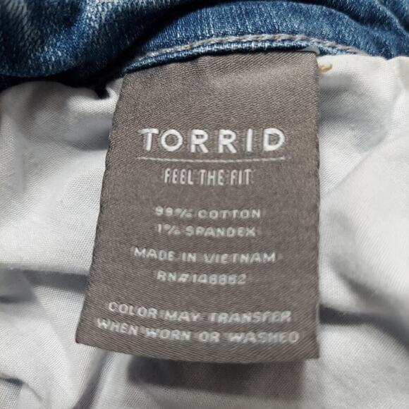 Torrid Women's Plus Size Boyfriend Straight Leg Vintage Stretch Destroyed Jeans - Picture 5 of 6